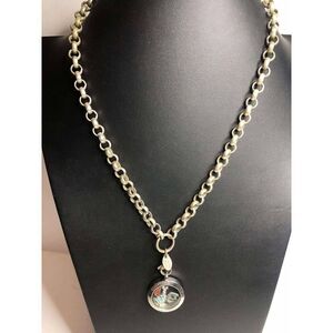 2031 Origami owl locket Cardinal, flip flop books charm pendant w/ Rolo necklace
